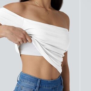 HALARA Off-Shoulder White Crop Top
